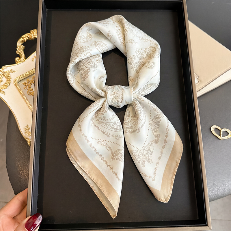 Vintage Beżowa Apaszka Kwadrat – Silk Neck Scarf recenzja i cena